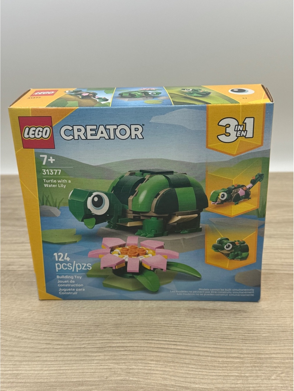 LEGO 31377 Turtle Water Lily Creator 3-in-1 124pc